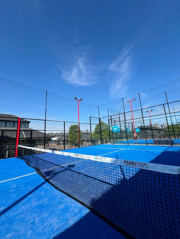 Terrain de padel - Enjoliveurs
